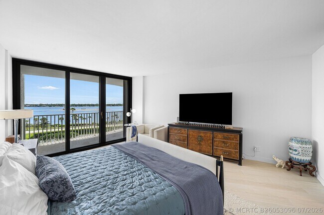 Building Photo - 3360 S Ocean Blvd