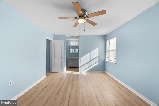 Building Photo - 8378 Montgomery Run Rd