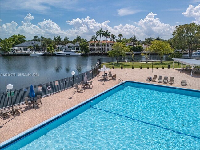 Building Photo - 701 Three Islands Boulevard