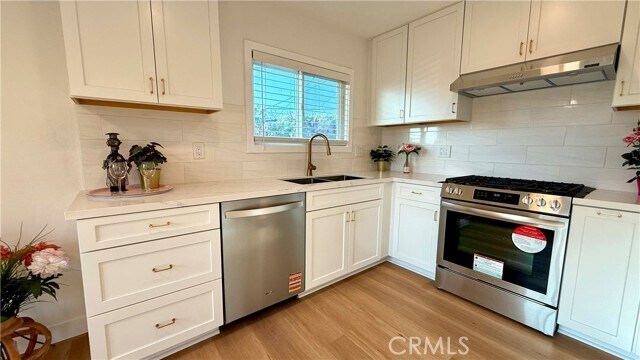 Building Photo - 7672 Amazon Dr