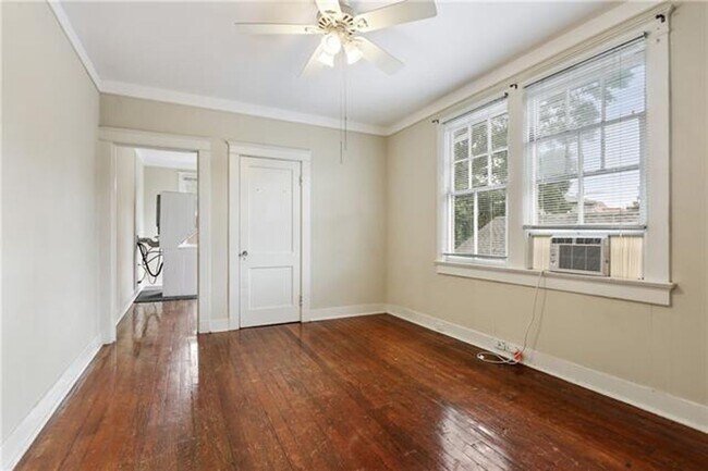 Building Photo - fst2315