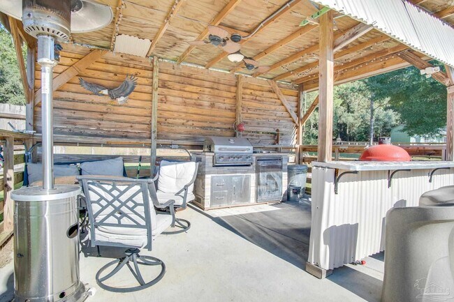 Building Photo - 4668 Red Oak Dr