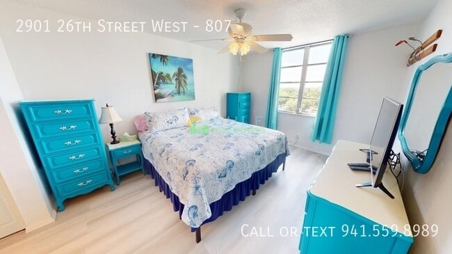 Building Photo - 2901 26th St W