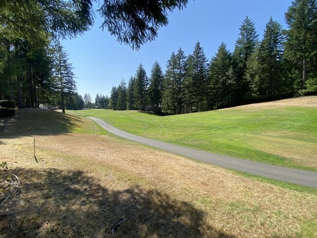 Building Photo - 501 E Michelle Dr