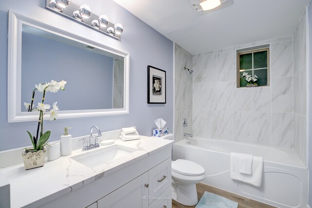 Building Photo - 3815 S Langley Ave