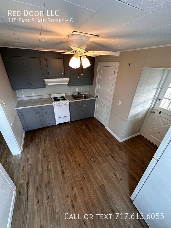 Building Photo - 115 E State St