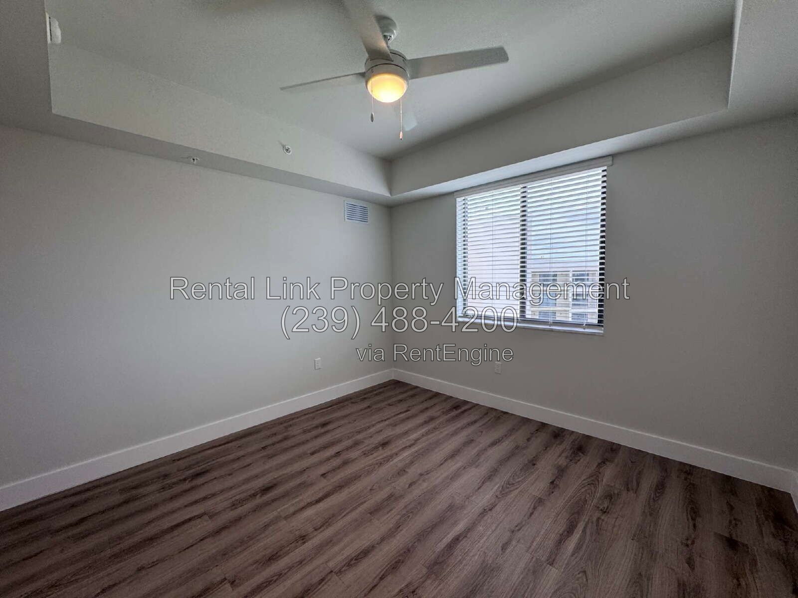 Building Photo - 414 Cape Coral Pkwy E