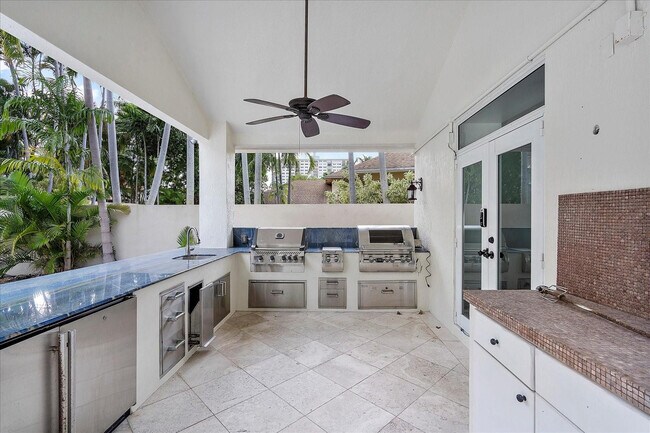 Building Photo - 414 Riviera Isle Dr