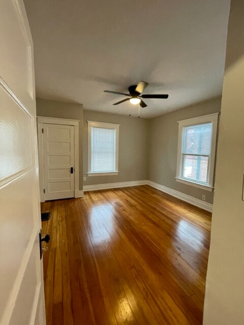 Building Photo - 370 Howell Ave