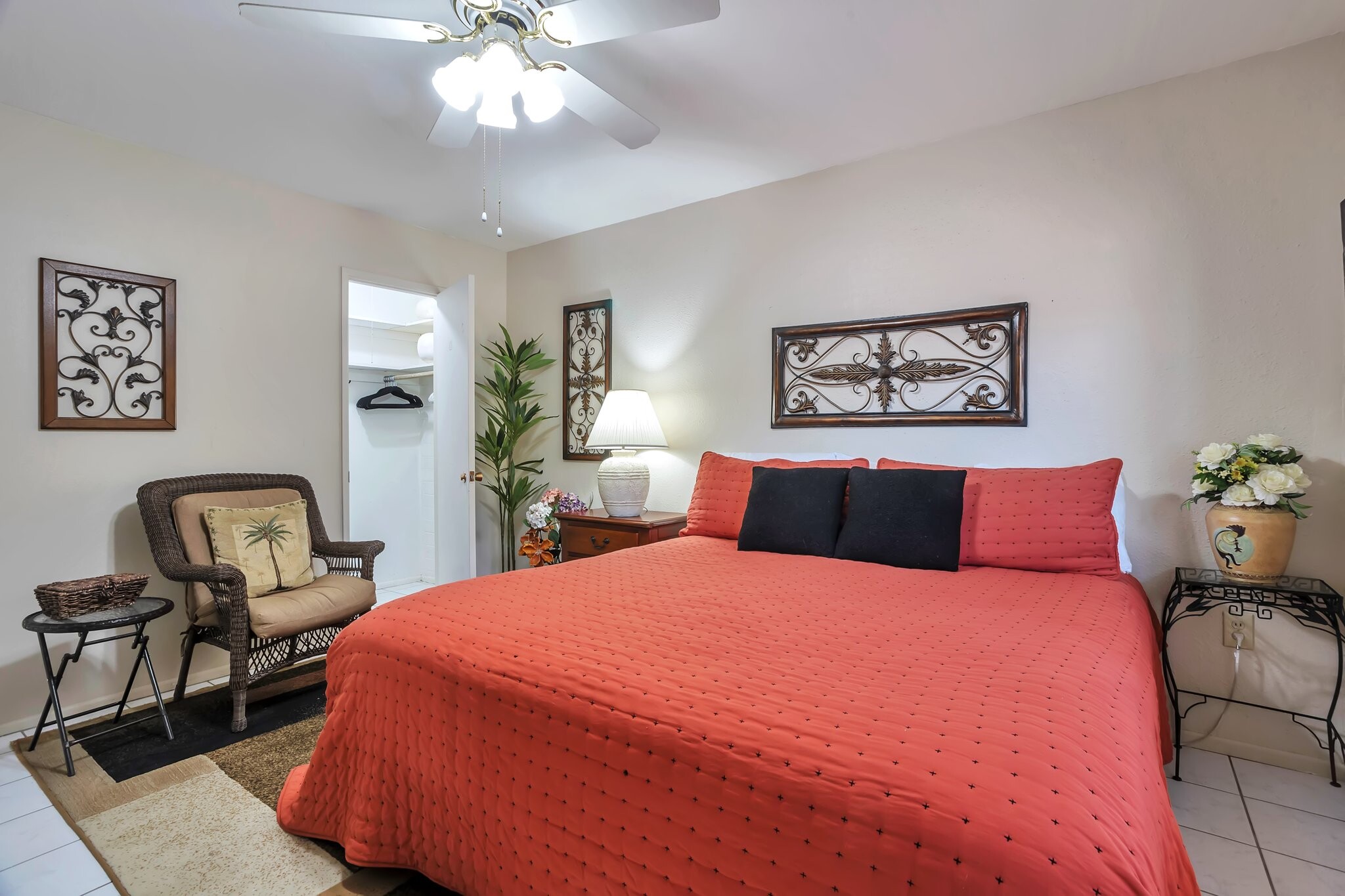 Building Photo - 10113 W Pebble Beach Dr