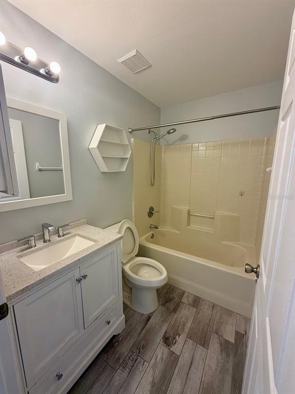 Building Photo - 251 Rhapsody Ln