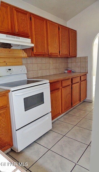 Building Photo - 7133 Imperial Ridge Dr