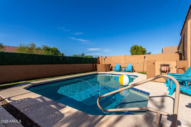 Building Photo - 7578 W Tierra Buena Ln