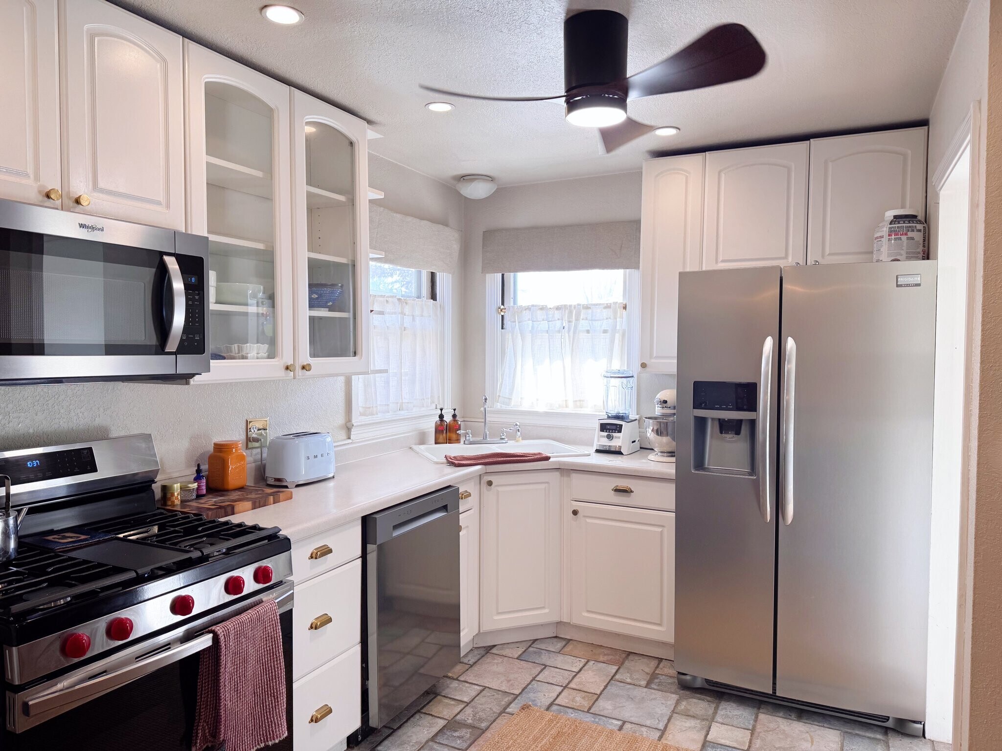 Building Photo - 1007 N Farragut Ave