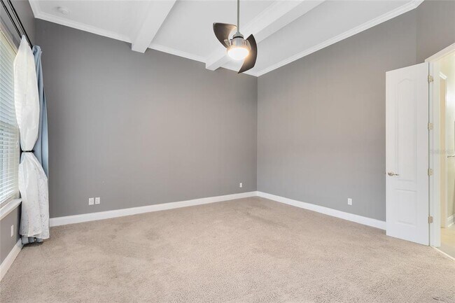 Building Photo - 8450 Laureate Blvd