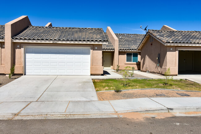 Primary Photo - 3886 S Brianna Dr