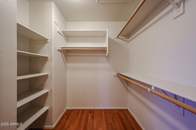 Building Photo - 2568 E Santa Rosa Dr