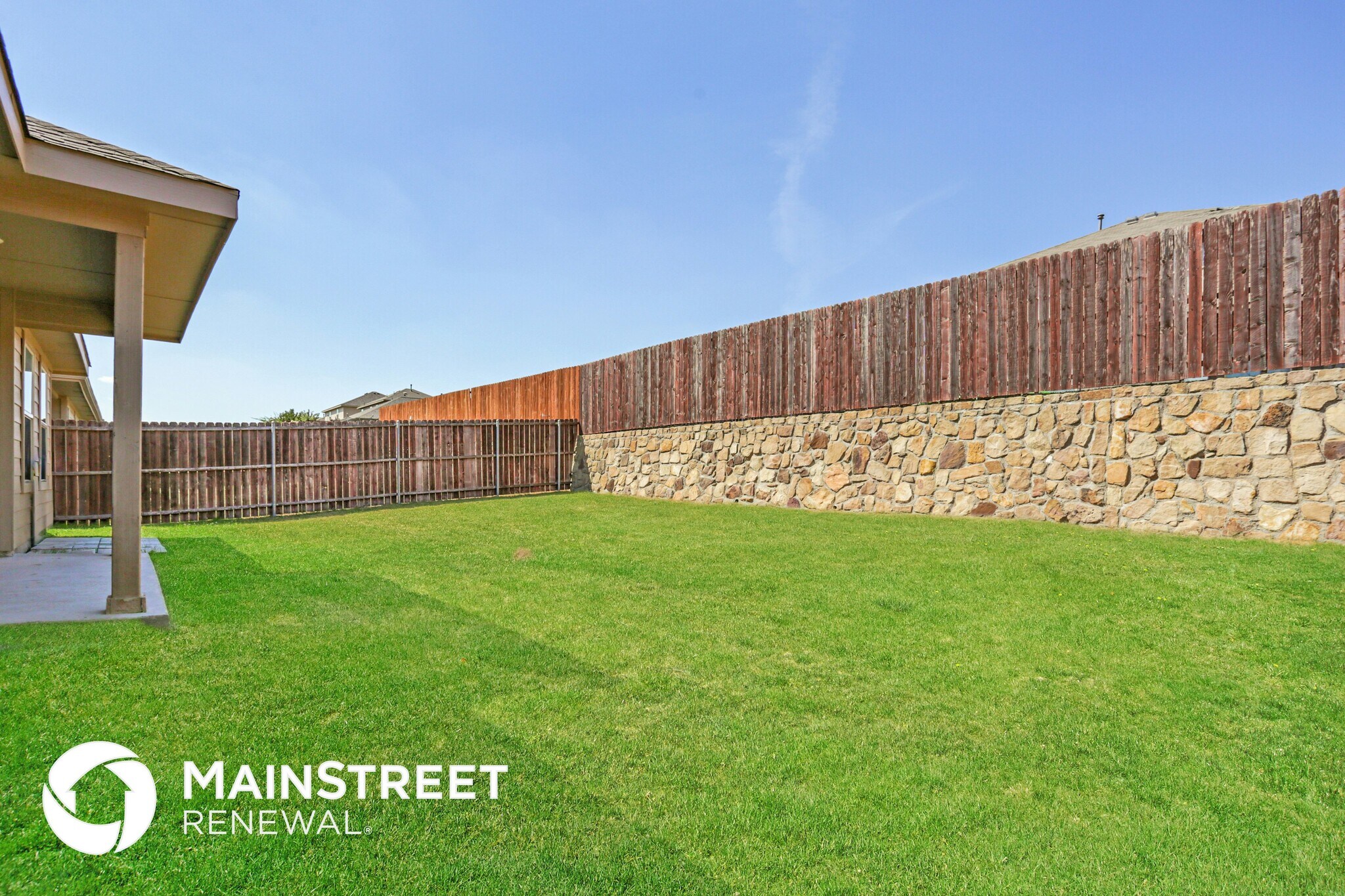 Building Photo - 10024 Poinsett Wy