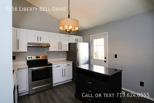 Building Photo - 7356 Liberty Bell Dr