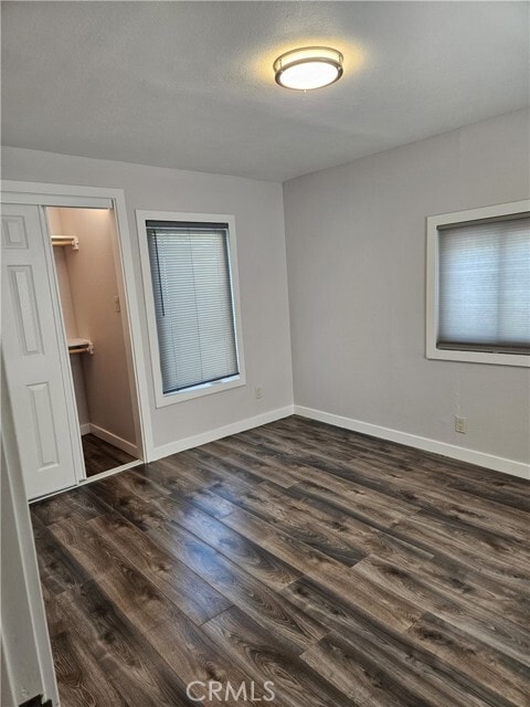 Building Photo - 1538 W 102nd St