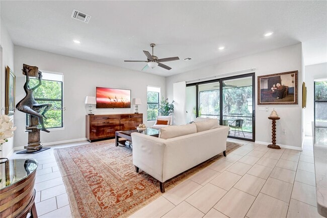 Building Photo - 9206 Passiflora Wy
