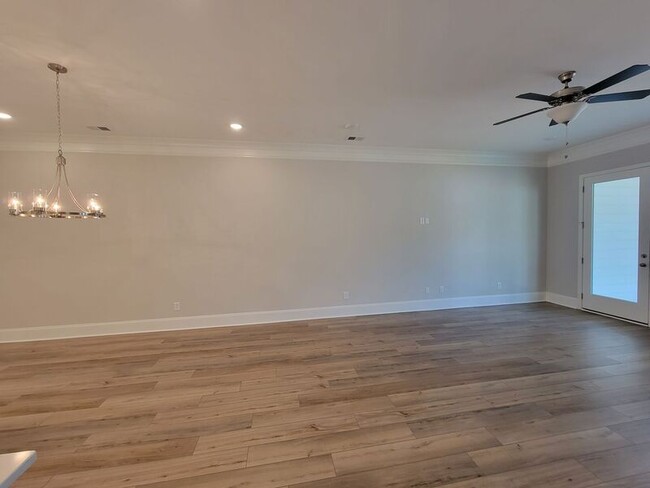 Building Photo - 2130 Cosette Ln