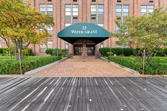 Building Photo - 23 Water Grant St