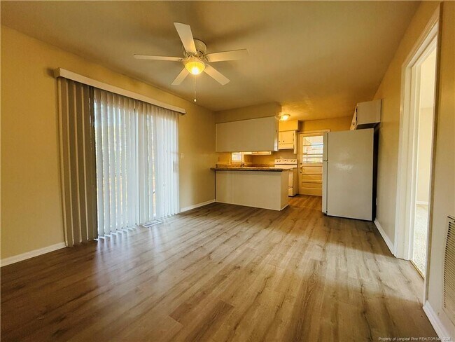 Building Photo - 257 Fawn Rd