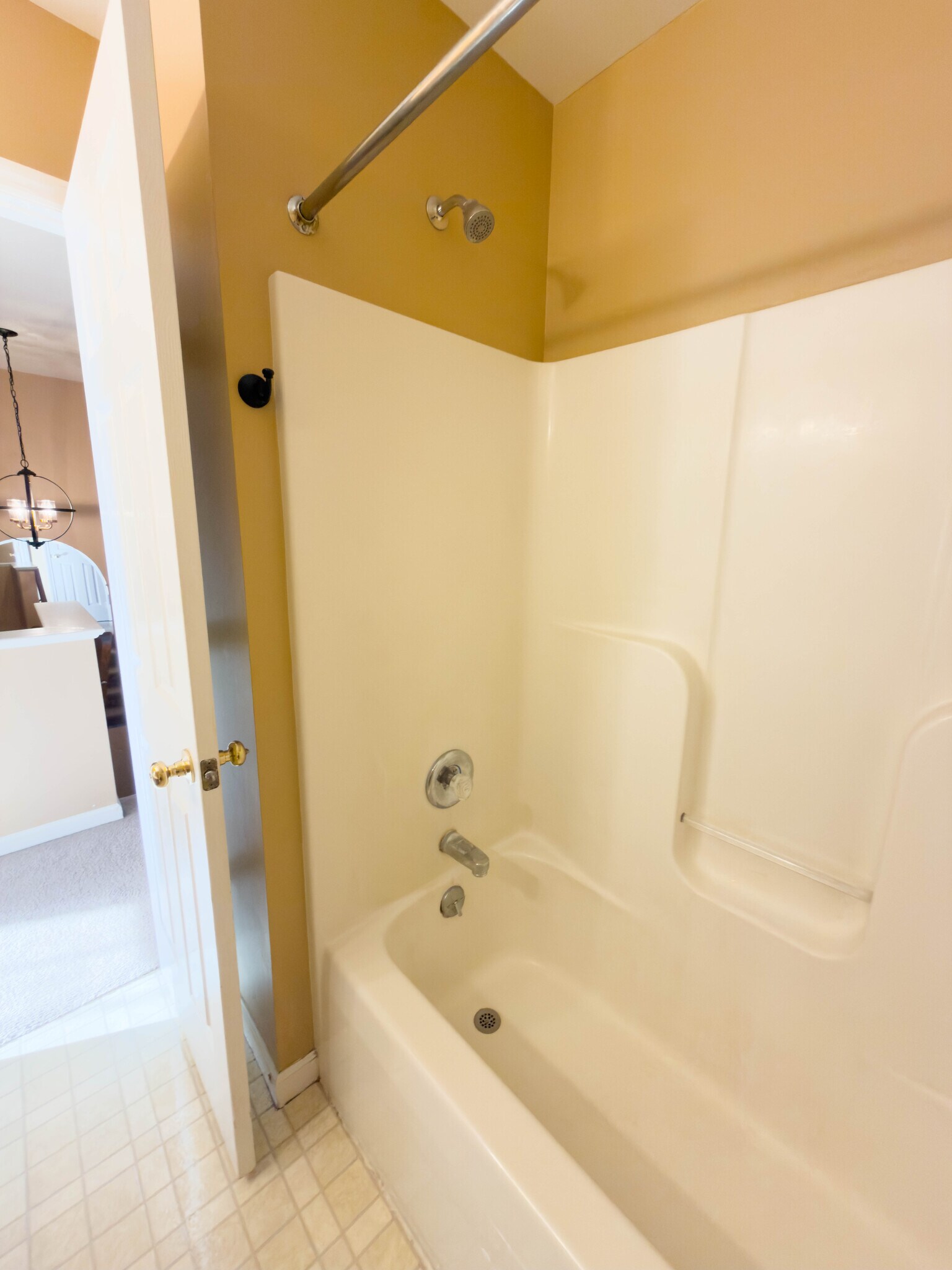 Building Photo - 562 Wood Duck Dr