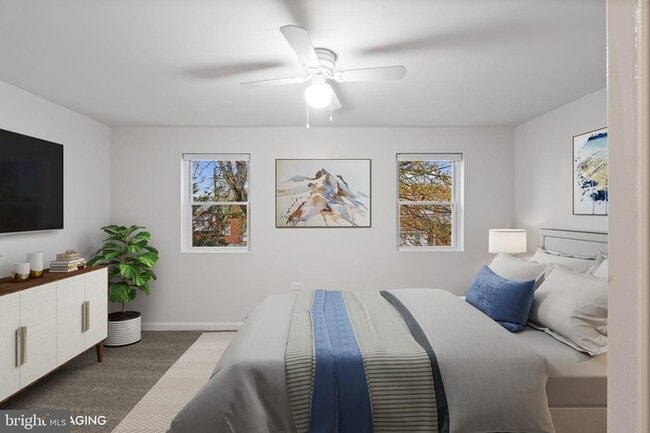 Building Photo - 3 Bedroom Dundalk