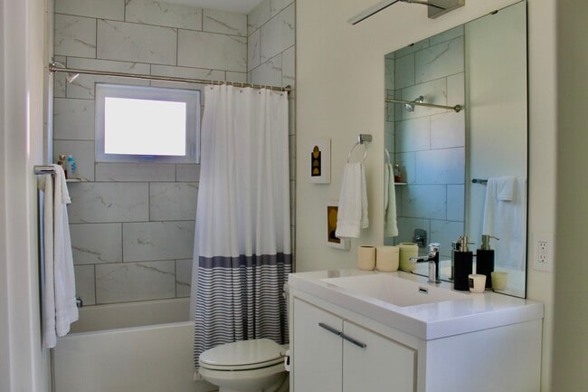 Building Photo - 1889 W 54th St