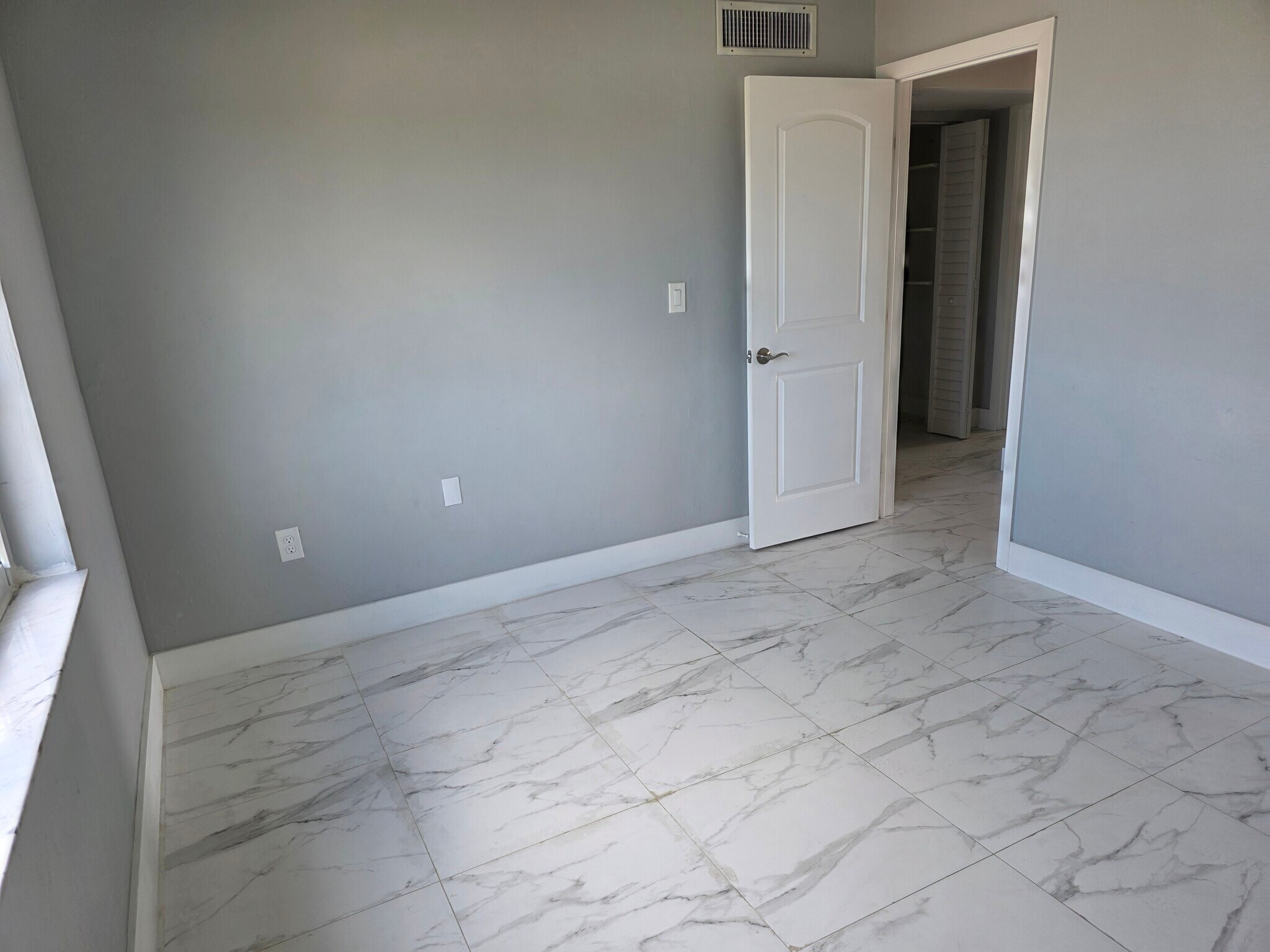 Building Photo - 6575 W 4th Ave