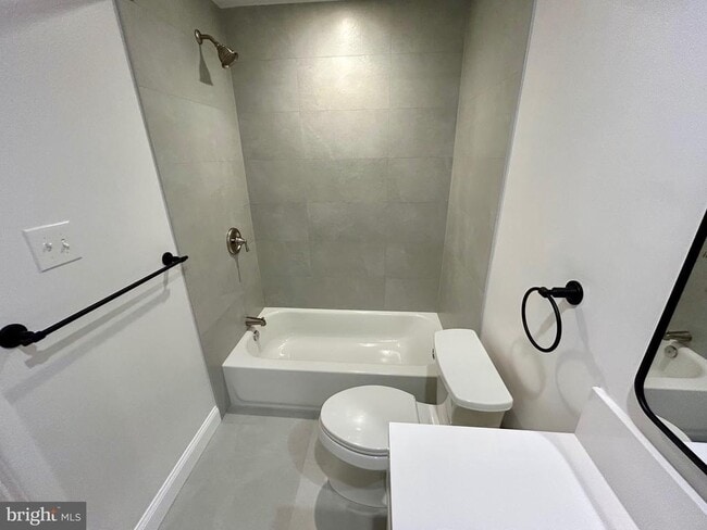 Building Photo - 1027 N Valley Forge Rd