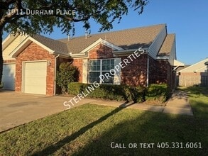 Building Photo - 1911 Durham Pl