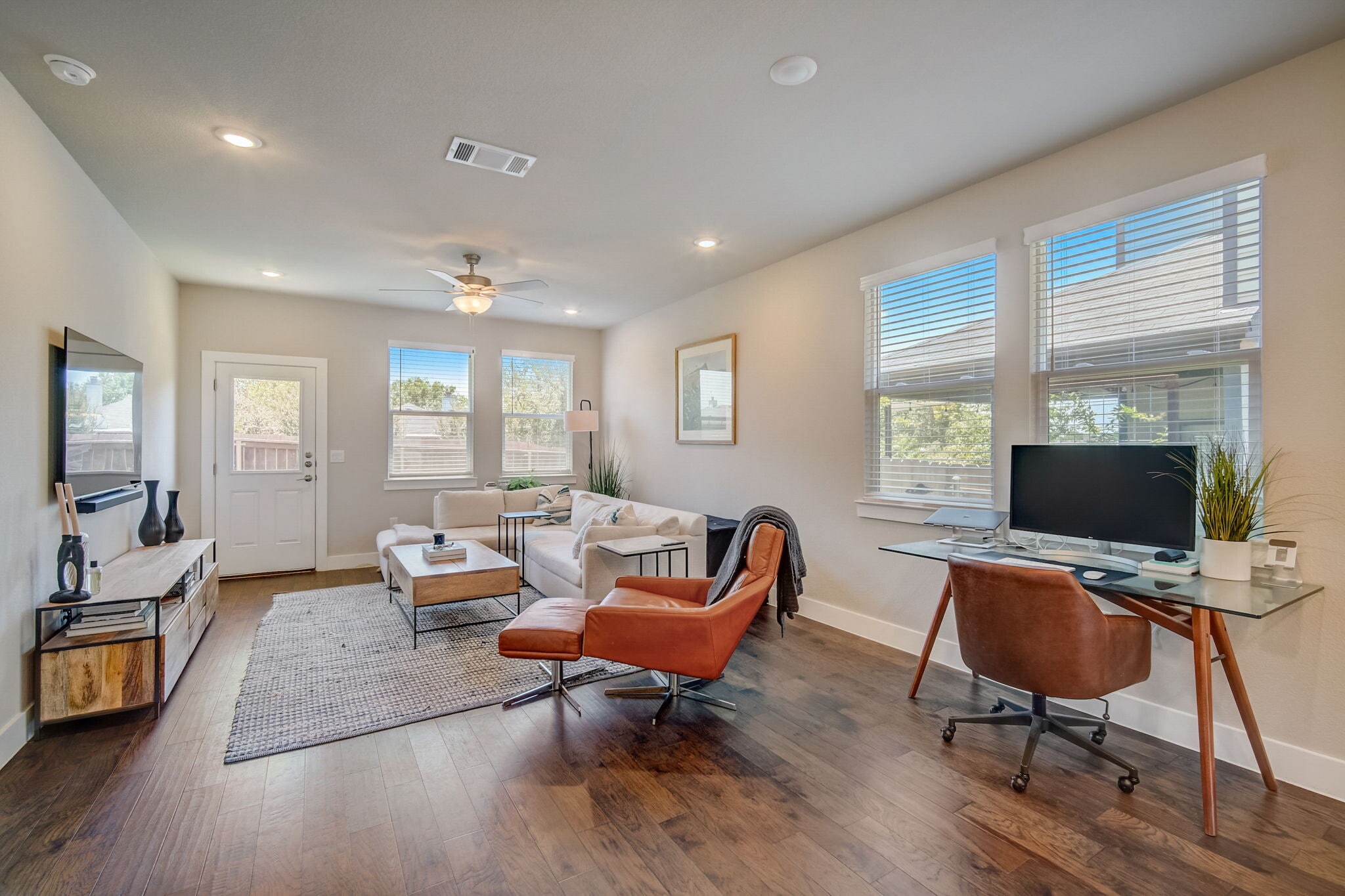 Building Photo - 5407 Jason Dr