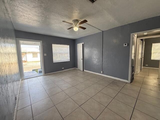 Building Photo - 1913 Division Ave