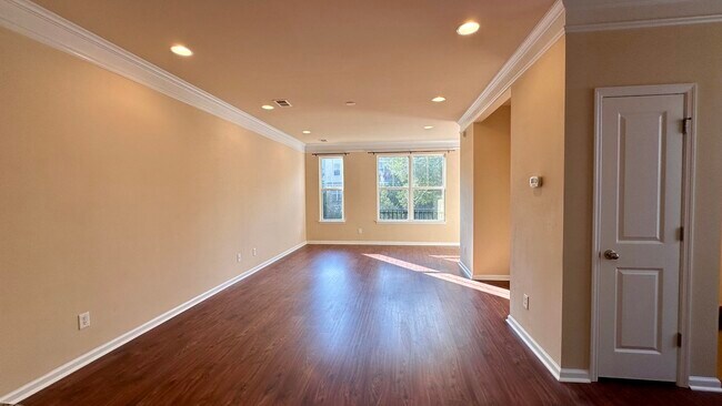 Building Photo - 1592 Bluewater Way