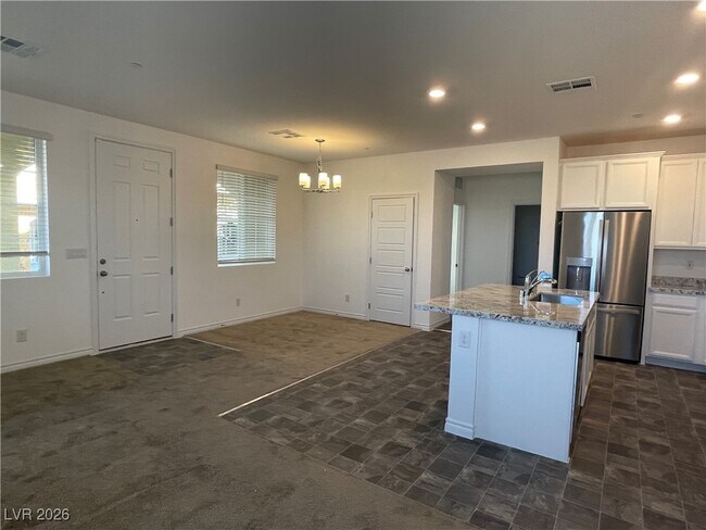 Building Photo - 20 Barbara Ln