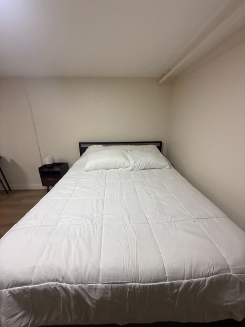 Building Photo - 2724 Anderson Ferry Rd