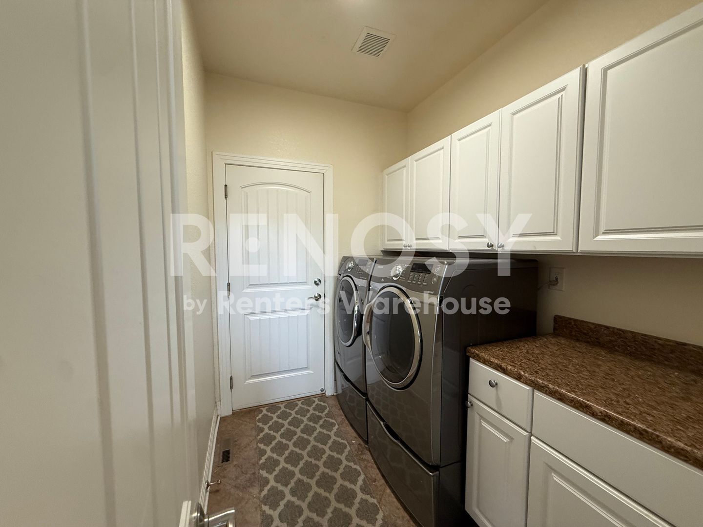 Building Photo - 5158 Silver Feather Cir