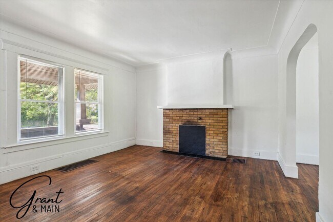 Building Photo - $1,300/month - 3 Bed 1 Bath Single Family Home in Wayne County