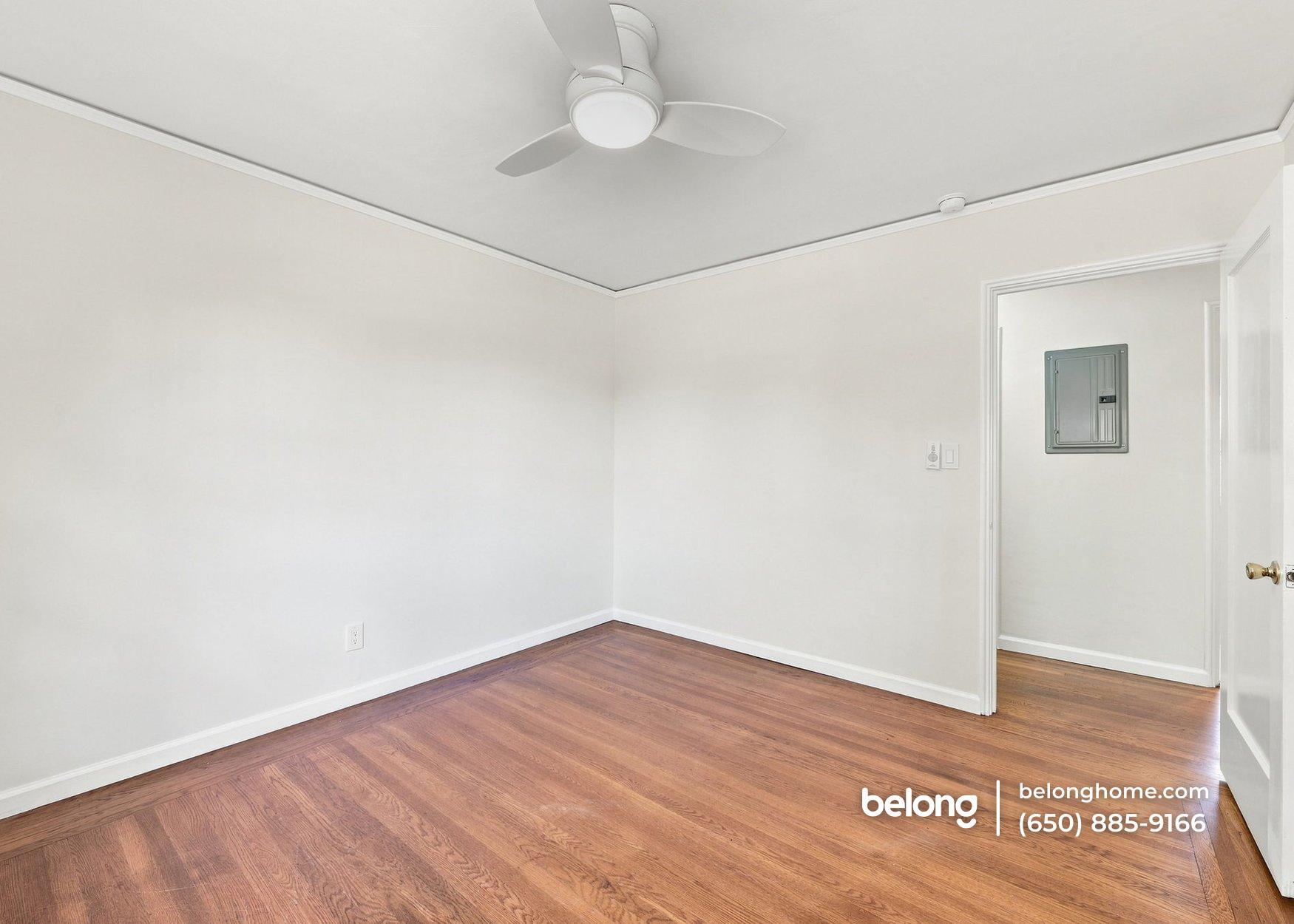 Building Photo - 279 Bowling Green St