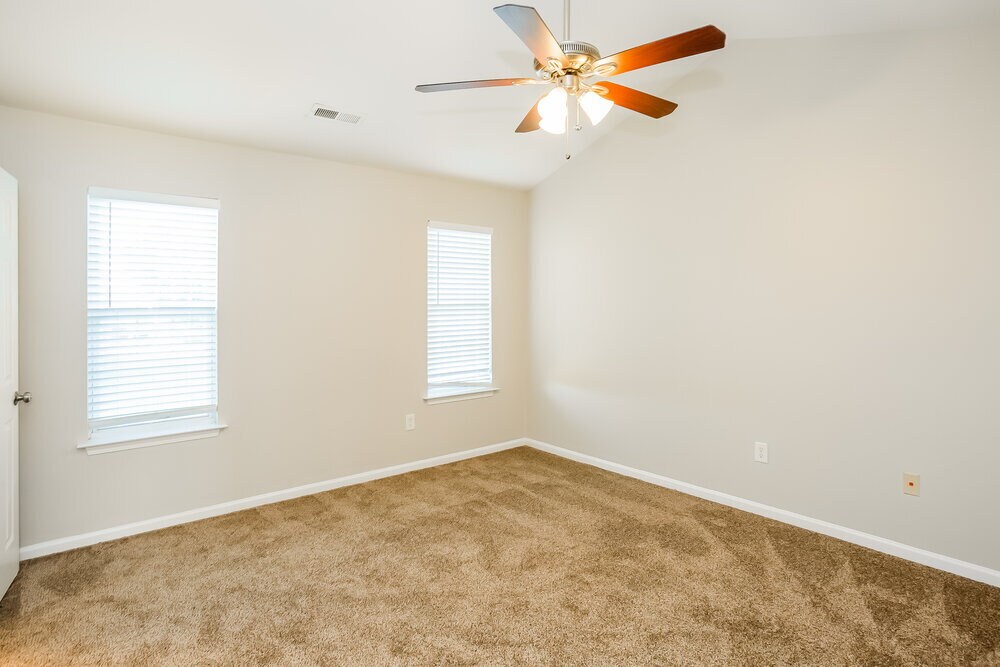 Building Photo - 4009 Ranchview Ln
