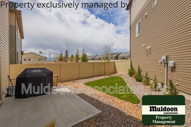 Building Photo - 6020 Callan Dr