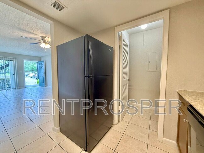 Building Photo - 4203 S Semoran Blvd