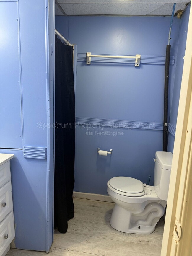 Building Photo - 11 Sherwin St