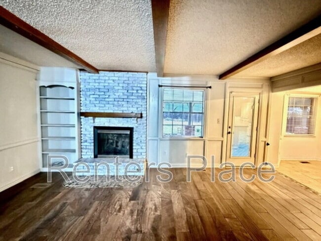 Building Photo - 6310 S 72nd E Pl