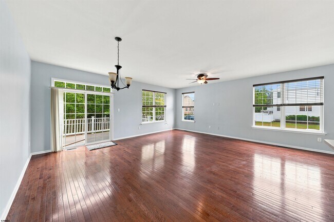 Building Photo - 64 Meadow Cir