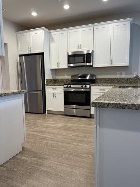 Building Photo - 1028 Beymer Loop