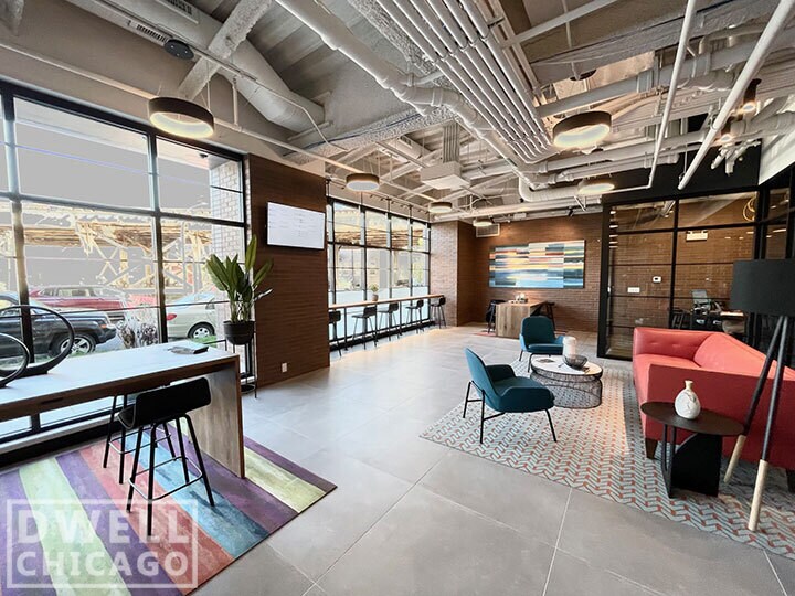 Building Photo - 911 W Dakin St